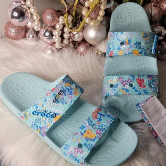 Disney Crocs Classic Ariel Sandals brand new - Picture 1 of 5